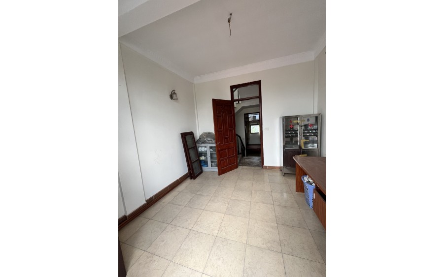 CẦN CHO THUÊ NHÀ RIÊNG NGUYÊN CĂN Ô TÔ ĐỖ CỬA - SỐ 42 NGÕ 58 THỊNH LIỆT